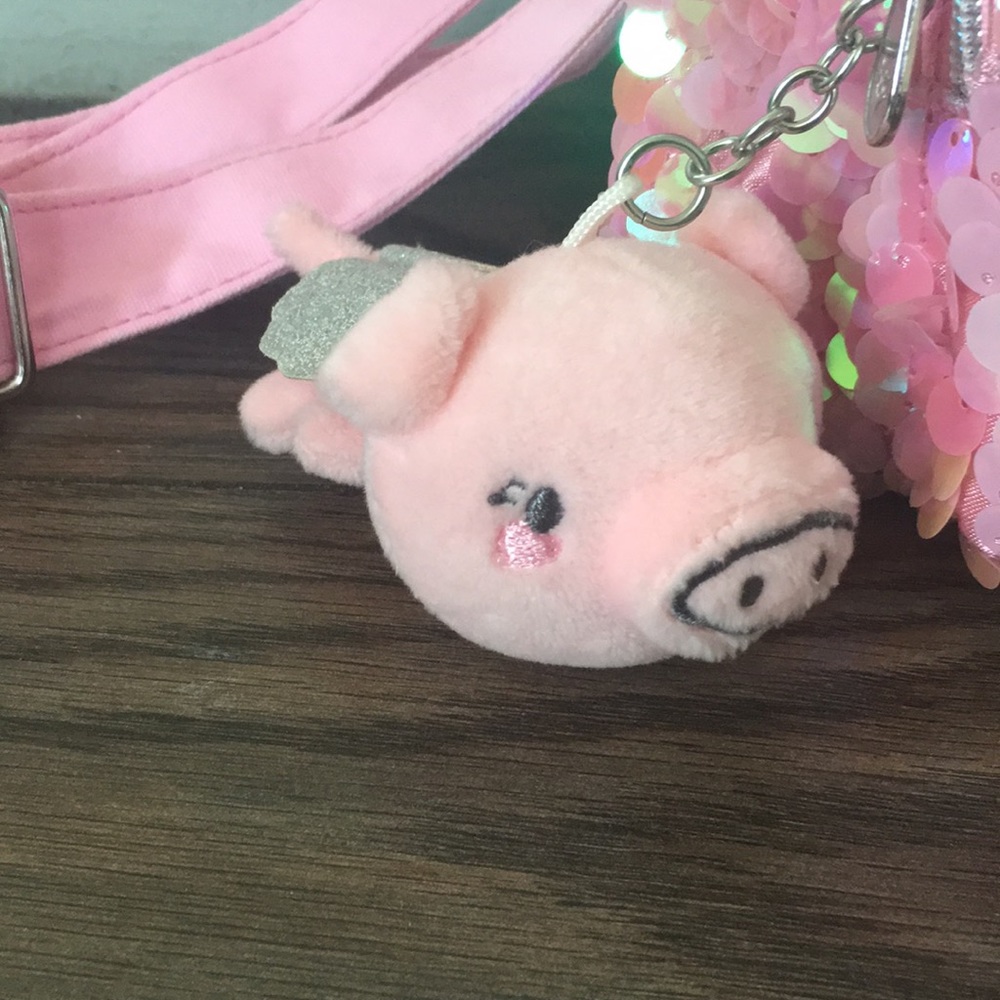 Backpack - Picture 2 of 4